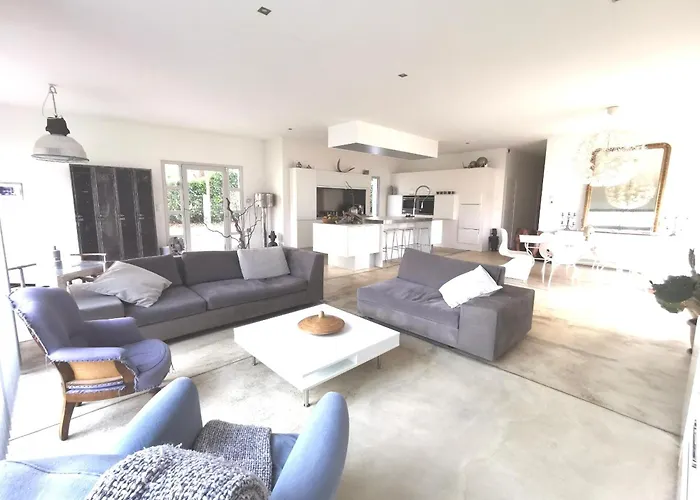 民宿 Maison De Particulier 勒芒